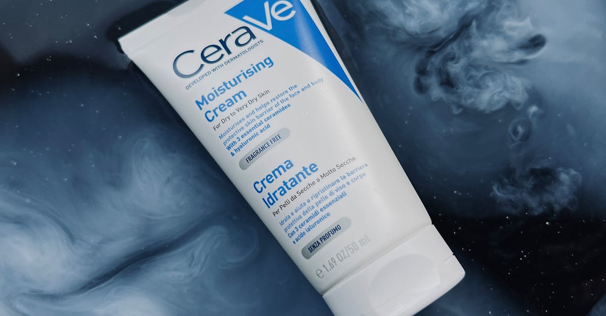 Ceramides vs. Hyaluronic Acid: Which Is Better for Hydrated, Resilient Skin?