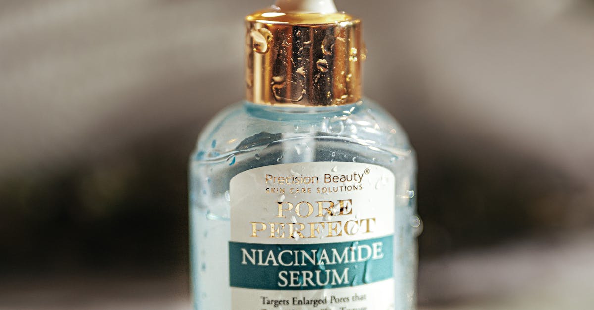 Can You Use Niacinamide and Salicylic Acid Together? A Simple Routine for Oily and Acne-Prone Skin