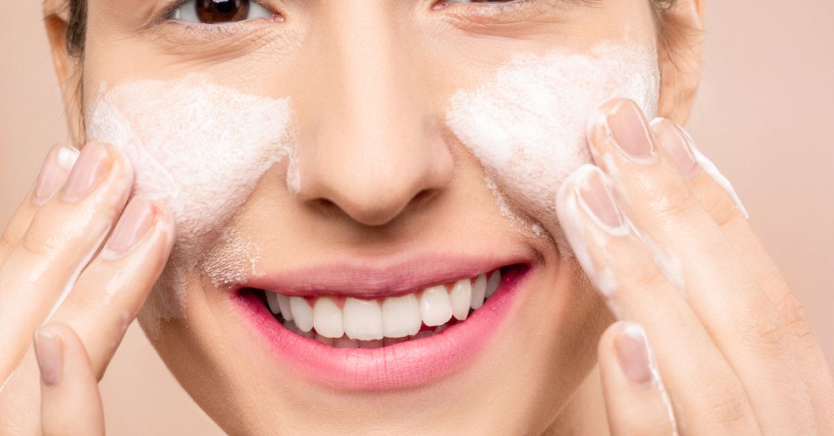 Do You Need to Double Cleanse? When One Gentle Wash Is Enough